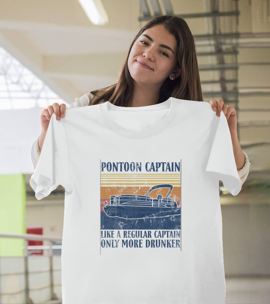 Pontoon Captain Like A Regular Captain Only More Drunker Vintage Sunset Boat T-Shirt
