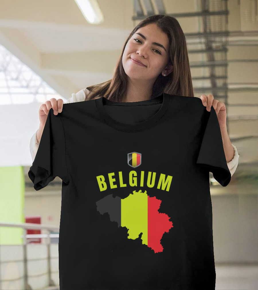 BELGIUM Red Devils Soccer Football Map Flag Shield T-Shirt