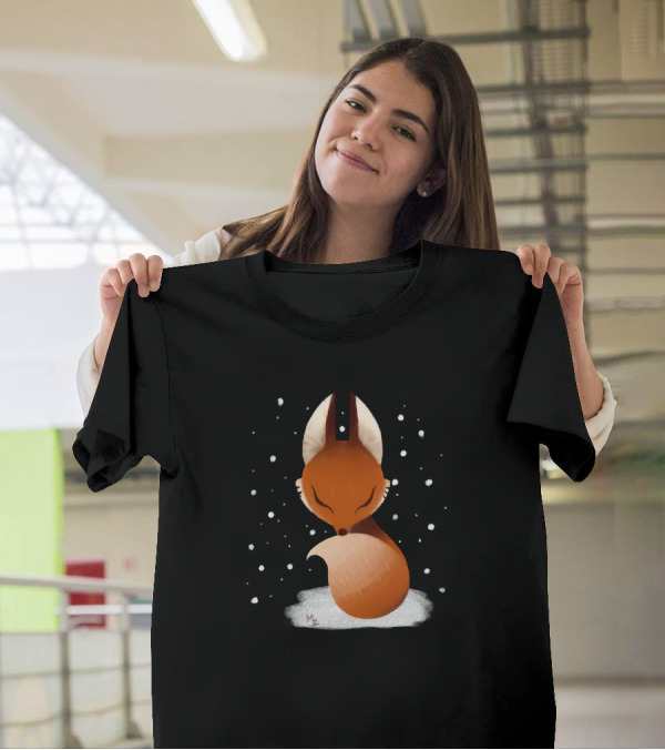 Fox Winter Wildlife Fun Snowy Fox Scene T-Shirt