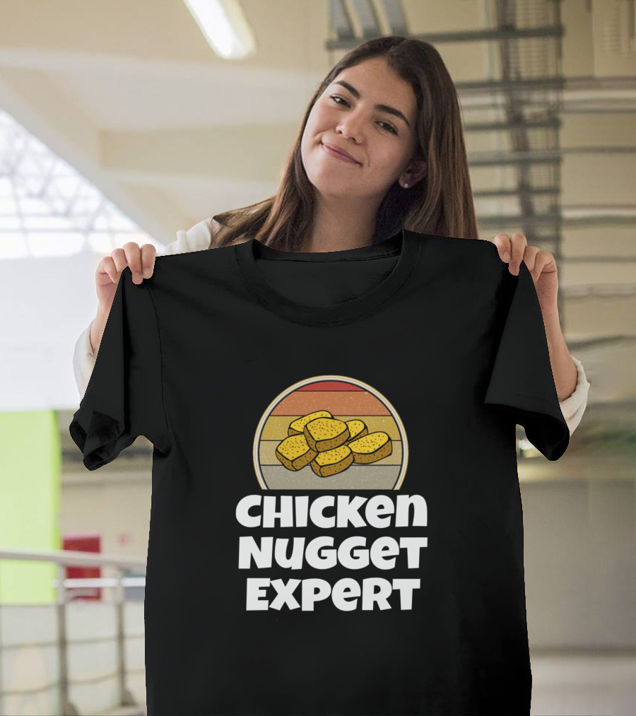 Chicken Nugget Expert Retro Style Nug Chicken T-Shirt