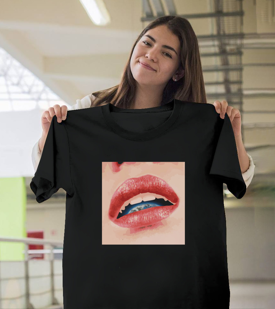 Awesome Solidarity Earth Lips T-Shirt