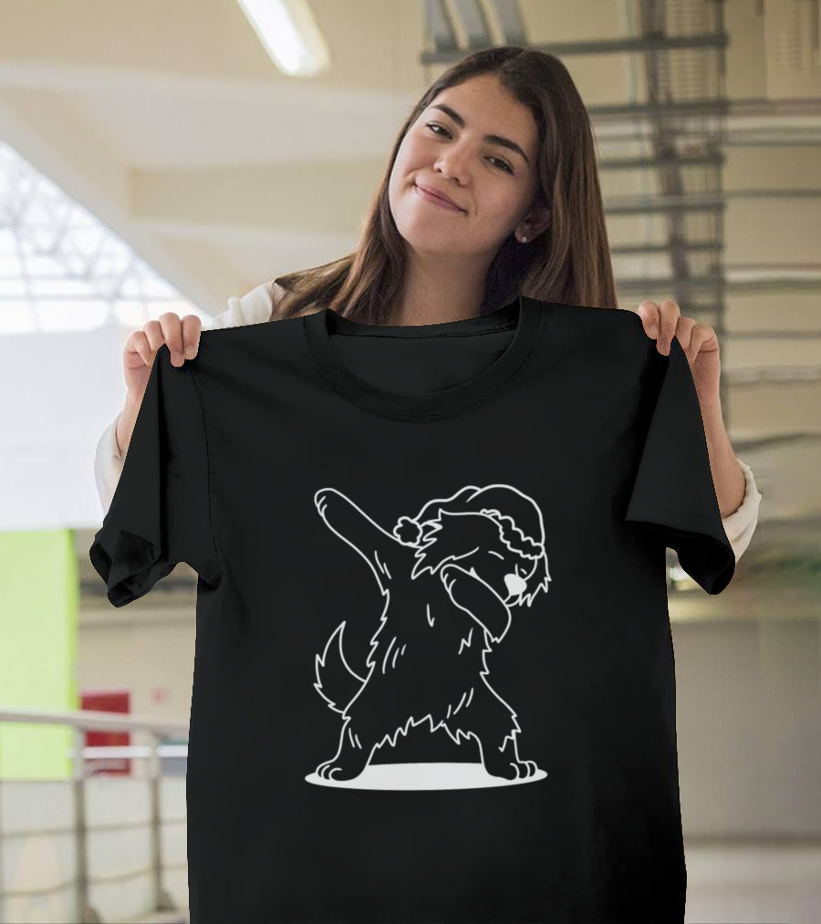 Dabbing Labrador Dog in Santa Hat T-Shirt