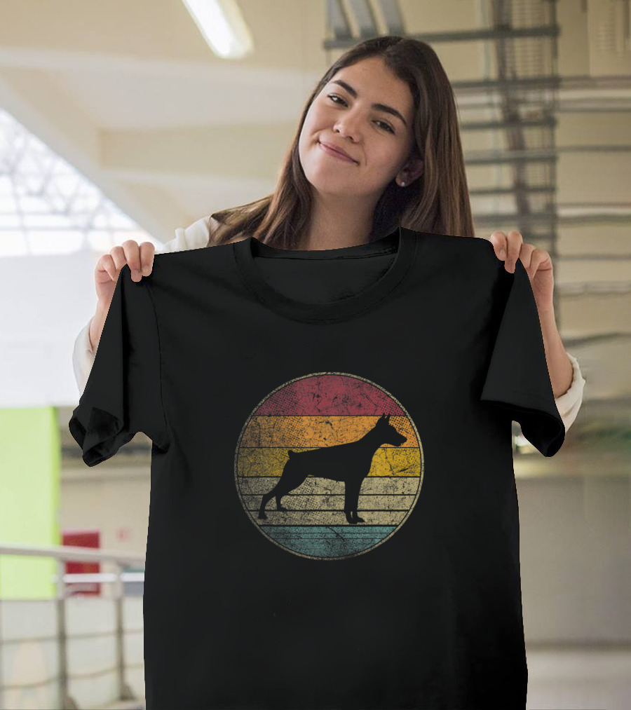 Doberman Pinscher Dog Vintage Distressed Style Retro Sunset Circle T-Shirt