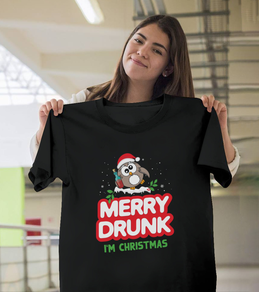 Merry Drunk I'm Christmas Funny Sayings Owl Santa Hat Beer T-Shirt