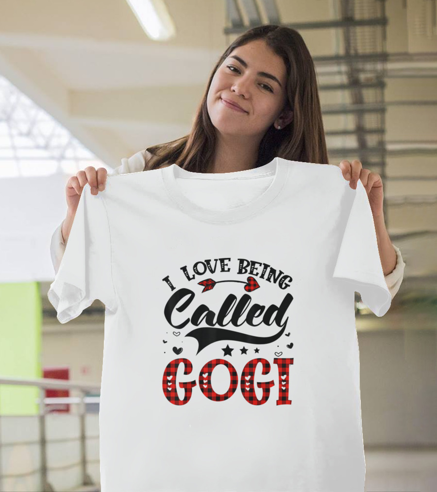 I Love Being Called Gogi Red Plaid Hearts and Arrows T-Shirt