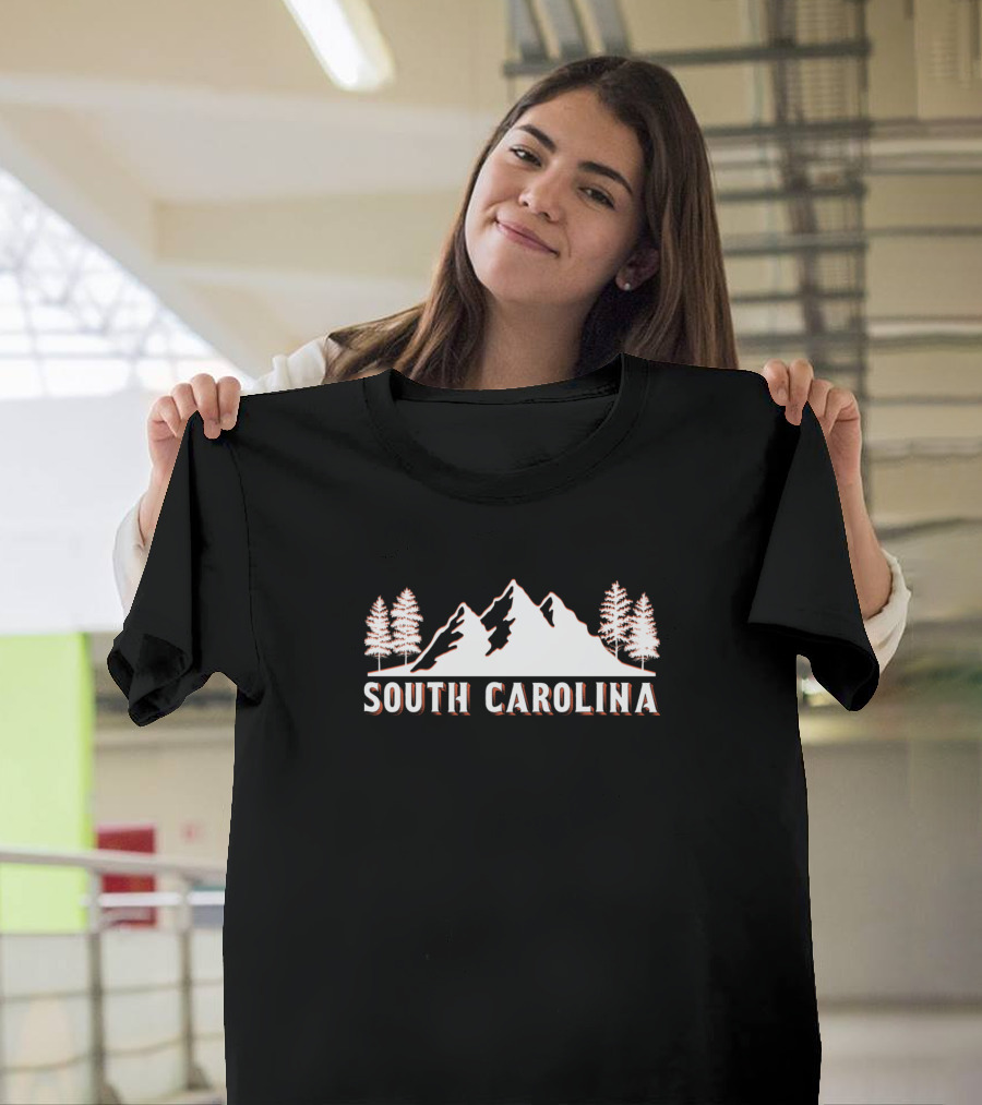 Retro Vintage South Carolina USA Mountains and Trees T-Shirt