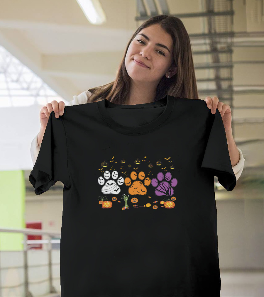 Three Halloween Paw Prints Funny Dog Lovers Pumpkin Faces Bats T-Shirt