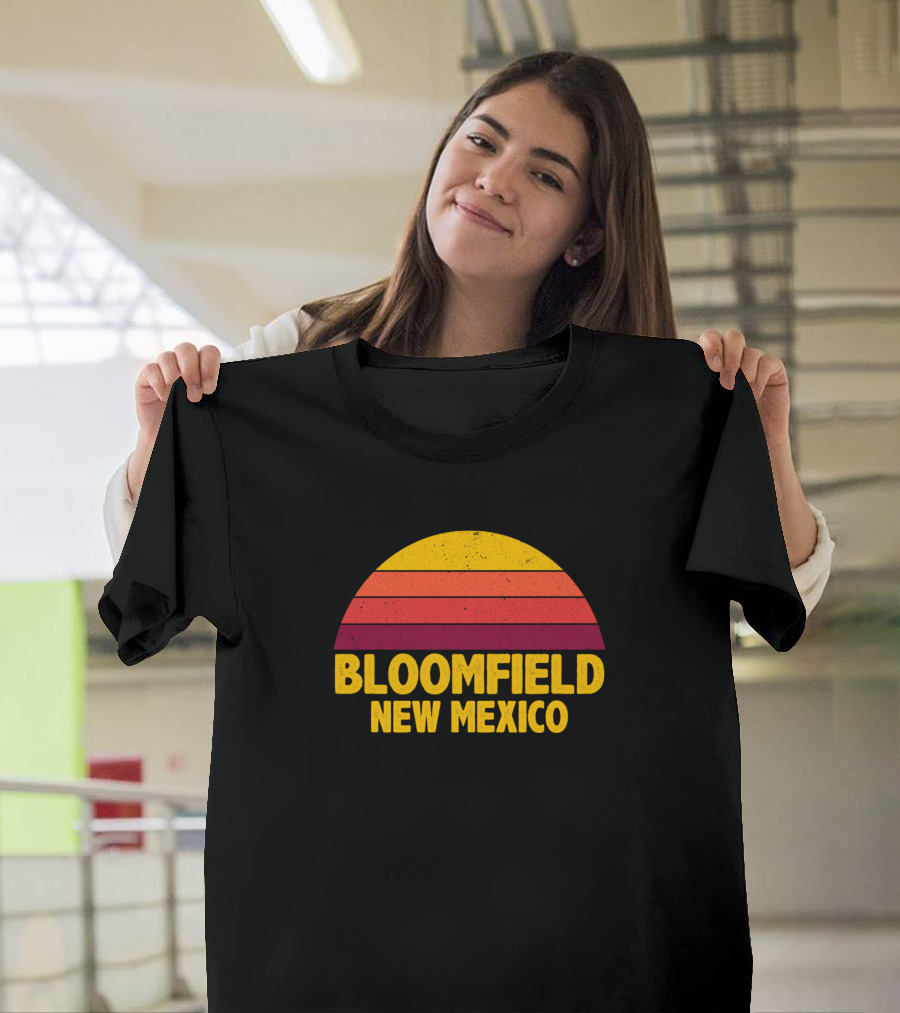 Bloomfield New Mexico Retro Style Sunset Vintage T-Shirt