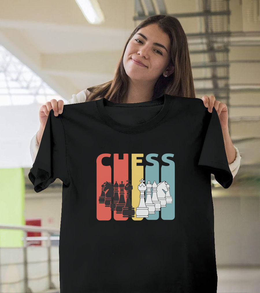 Chess Vintage King Queen Chess Player Retro Silhouette Pieces T-Shirt