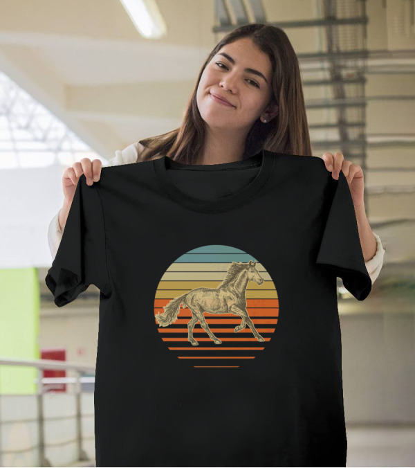 Retro Vintage Horse Racing Equestrian Sunset T-Shirt