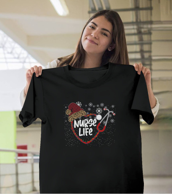 Nurse Life Christmas Hat Stethoscope Snowflakes T-Shirt