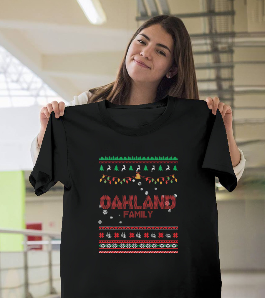 Oakland Family Christmas Festive Xmas T-Shirt