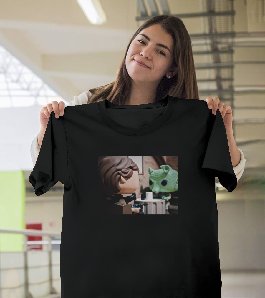 Cantina Confrontation Vinyl Figures Showdown in Iconic Sci-Fi Scene T-Shirt
