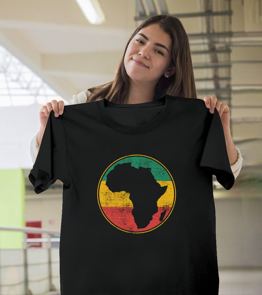 Africa Vintage Retro Map Tanzania Namibia Kenya Rasta Colors T-Shirt