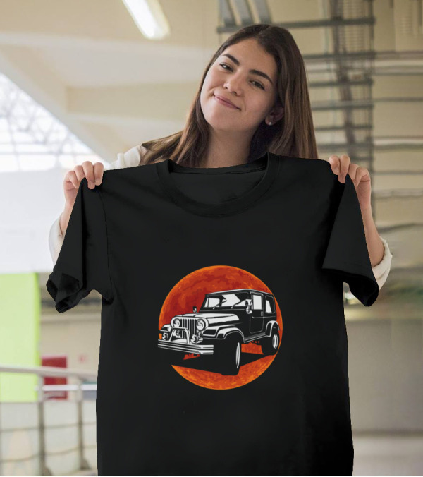 Never Underestimate An Old Man With A Jeep Moon Background T-Shirt
