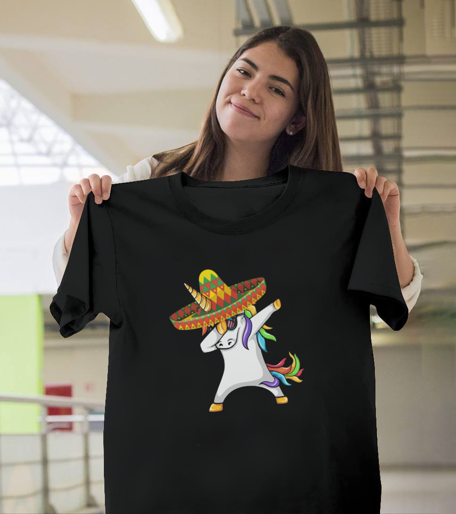 Cinco De Mayo Dabbing Unicorn Rainbow Sombrero T-Shirt