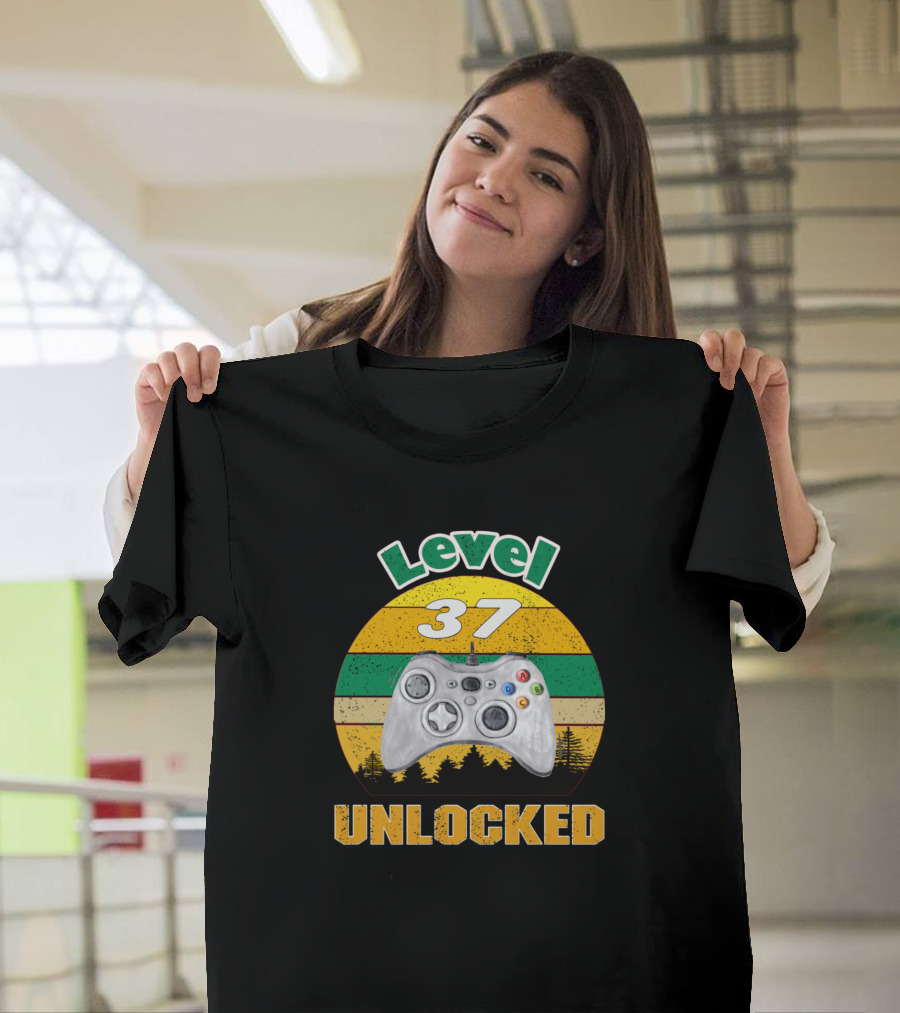 Level 37 Unlocked Retro Gaming Controller Forest Scene T-Shirt