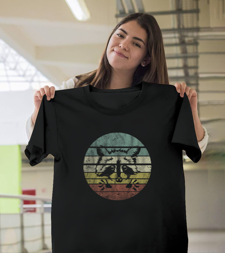 Retro Vintage Racoon Lover T-Shirt