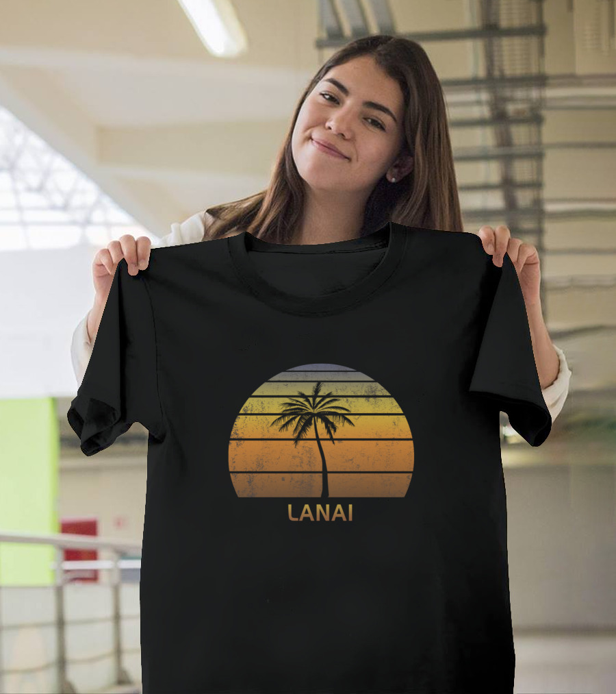 Lanai Hawaii Vintage Sunset Palm Tree Retro Beach Vacation T-Shirt