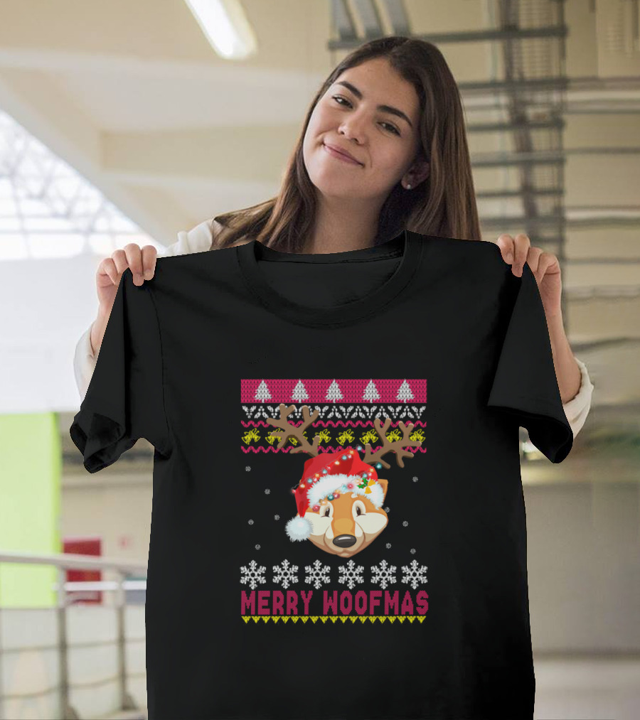 Merry Woofmas Finnish Spitz Reindeer Antlers Santa Hat Snowflakes T-Shirt