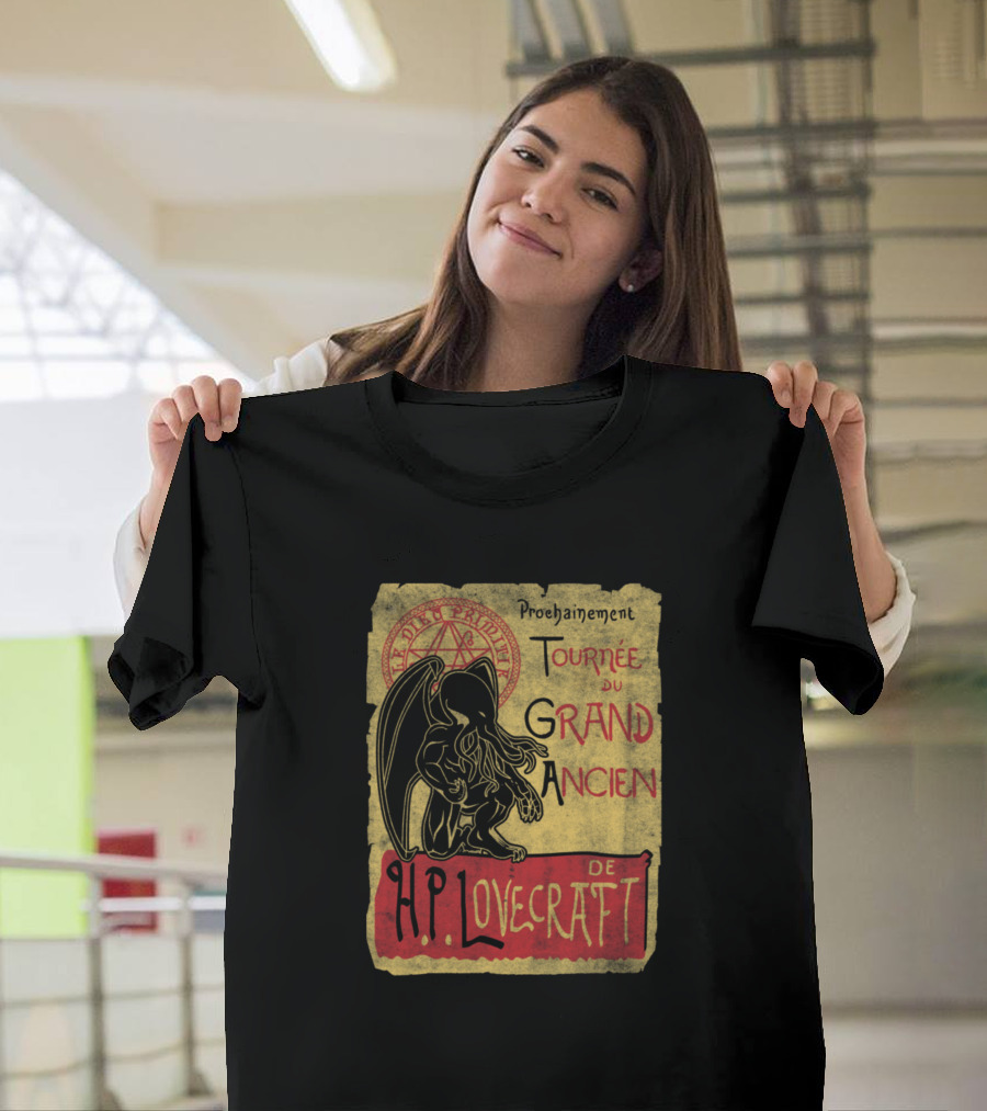 Prochainement Tournée Du Grand Ancien De H.P. Lovecraft T-Shirt