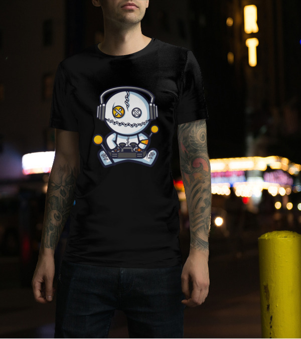 Gaming Puppet With Headphones And Controller T-Shirt