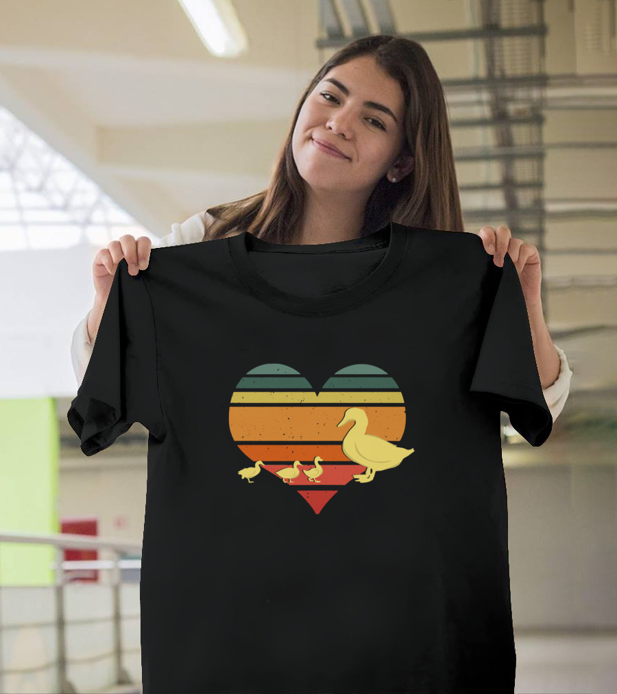 Duck 3 Ducklings Vintage Heart Stripes T-Shirt