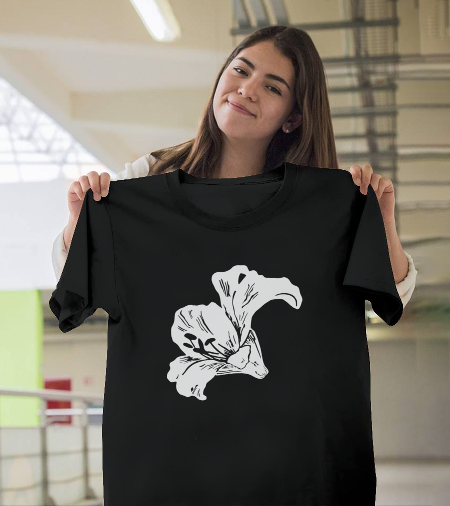 Lily Blossom T-Shirt