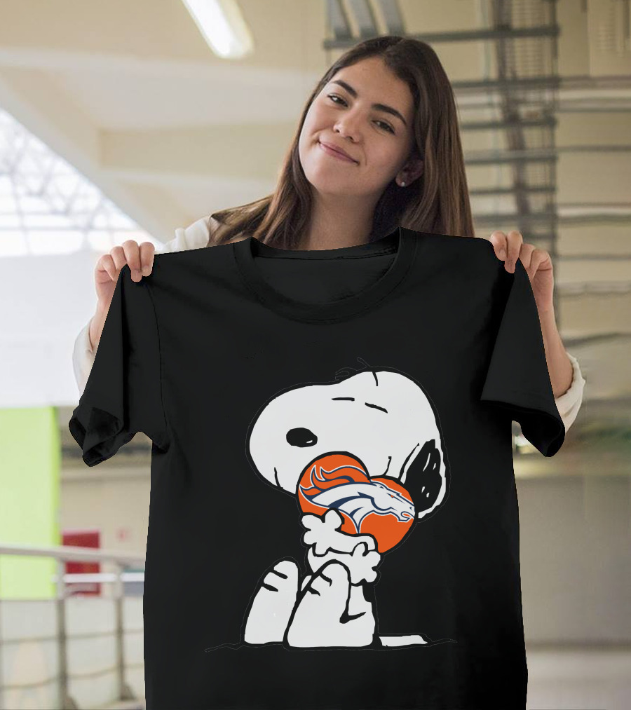 Snoopy Hugging Denver Broncos Football T-Shirt