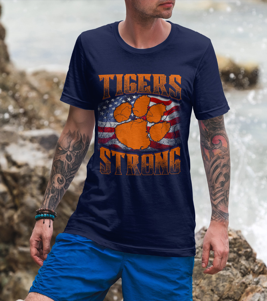 Clemson Tigers Strong American Flag Pawprint T-Shirt