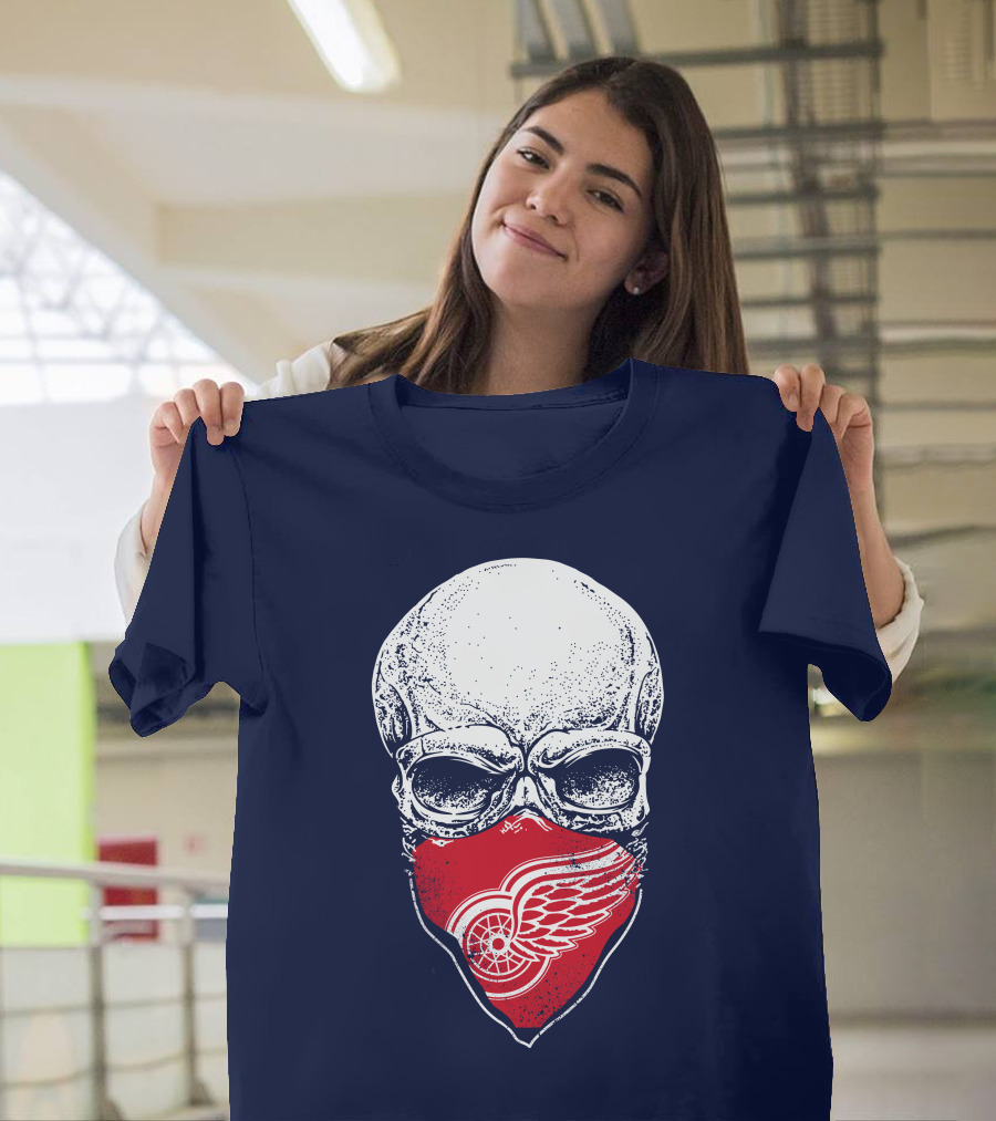 Detroit Redwings Skull Logo Bandana T-Shirt