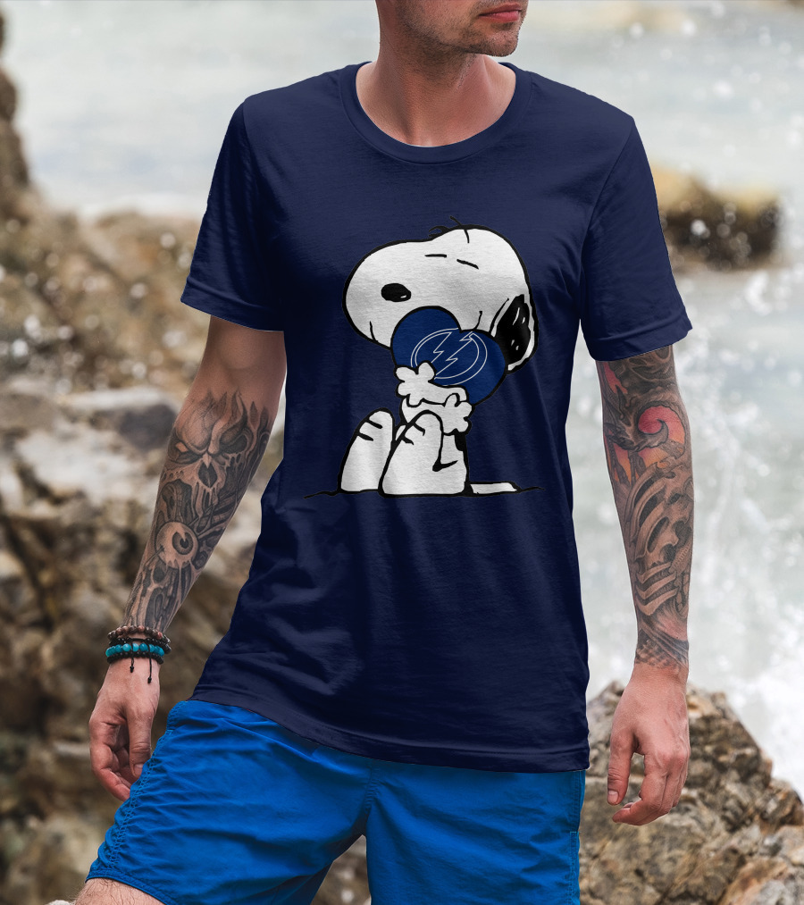 Tampa Bay Lightning Snoopy Hugging Heart T-Shirt