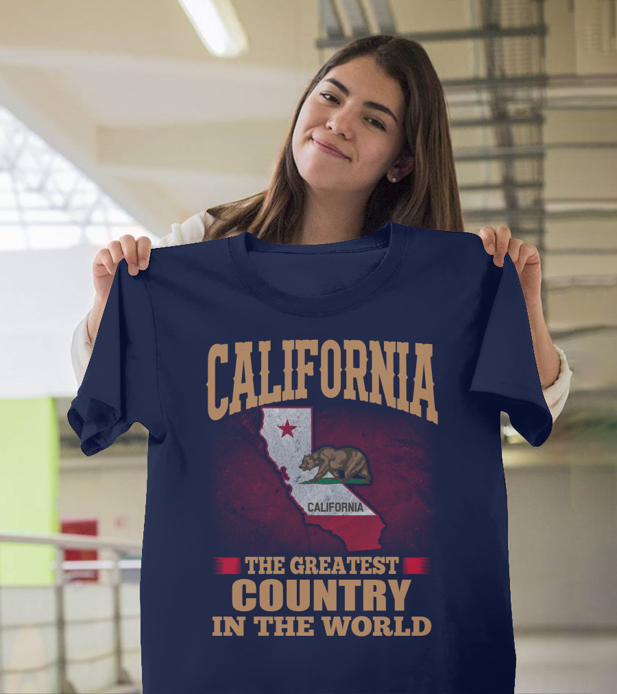 California The Greatest Country In The World Bear Flag Map T-Shirt