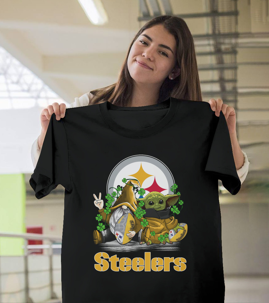 Steelers Shamrock Gnome And Green Alien Football T-Shirt