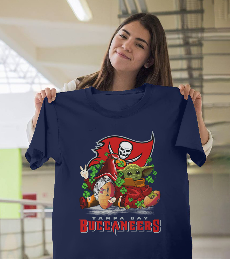 Tampa Bay Buccaneers Gnome And Baby Alien Football Peace T-Shirt