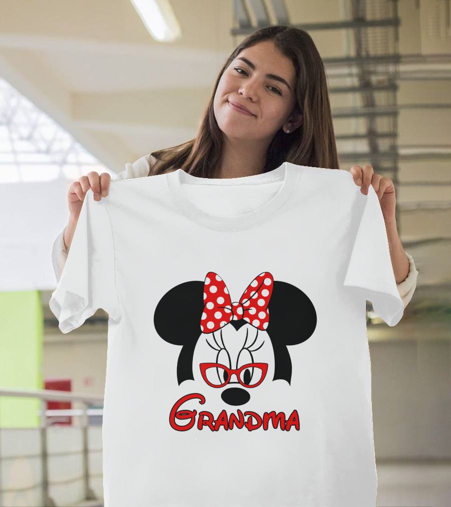 Minnie Grandma Polka Dot Bow Red Glasses T-Shirt