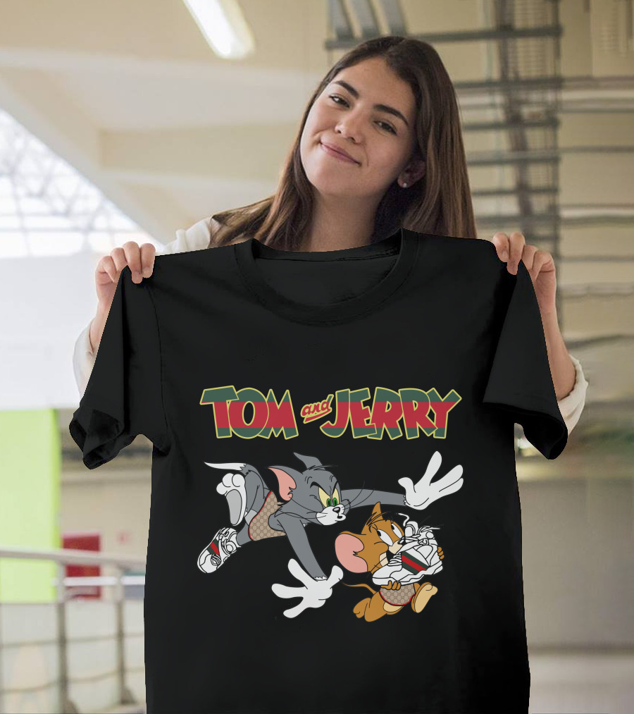 Tom and Jerry Classic Cartoon Chase T-Shirt