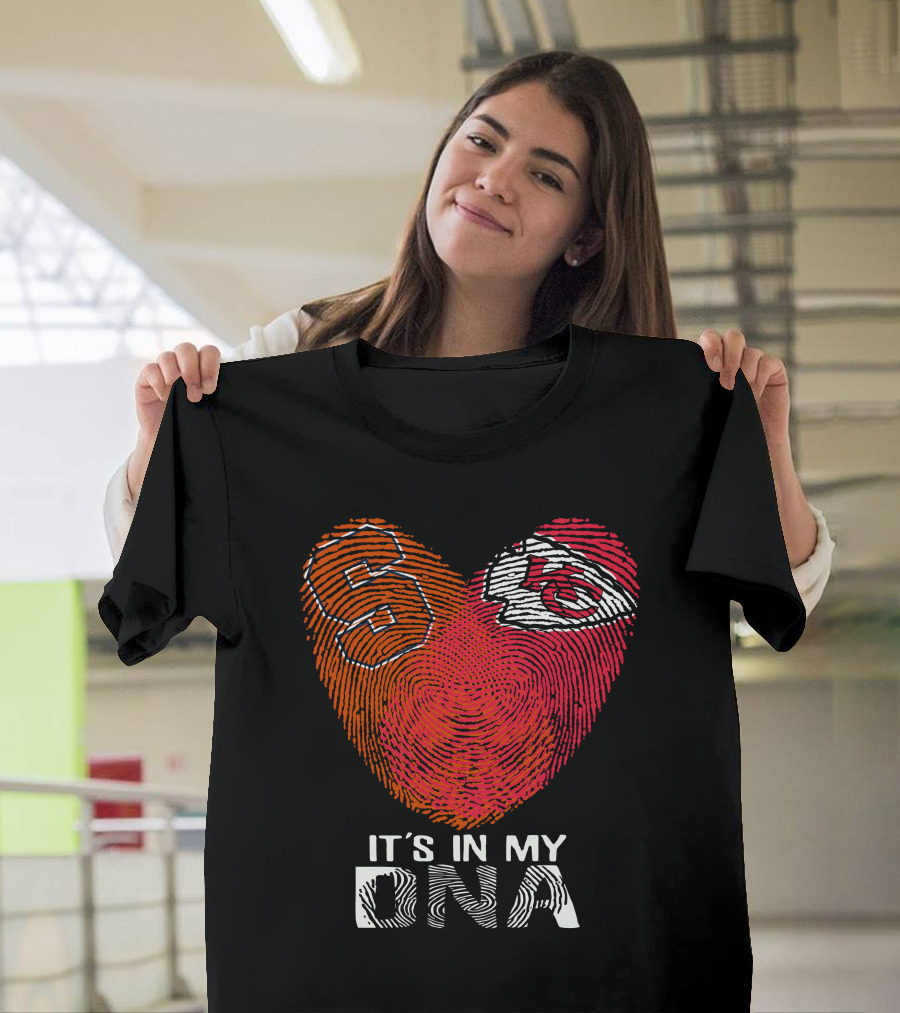 Syracuse Orange and Kansas City Chiefs It's In My DNA Fingerprint Heart T-Shirt