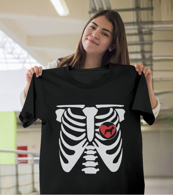 Boston Terrier Heart Rib Cage Halloween Skeleton Dog T-Shirt