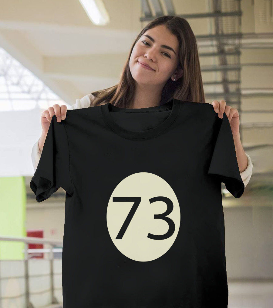 73 Oval Retro Style Vintage Number Badge T-Shirt