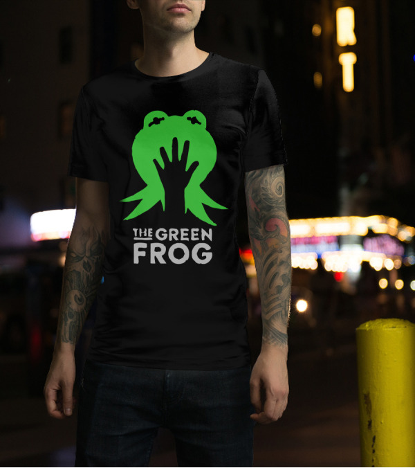 THE GREEN FROG Silhouette Hand Frog Image T-Shirt
