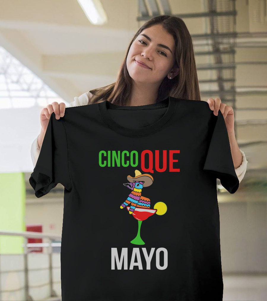 Cinco Que Mayo Sombrero Piñata Margarita Glass T-Shirt