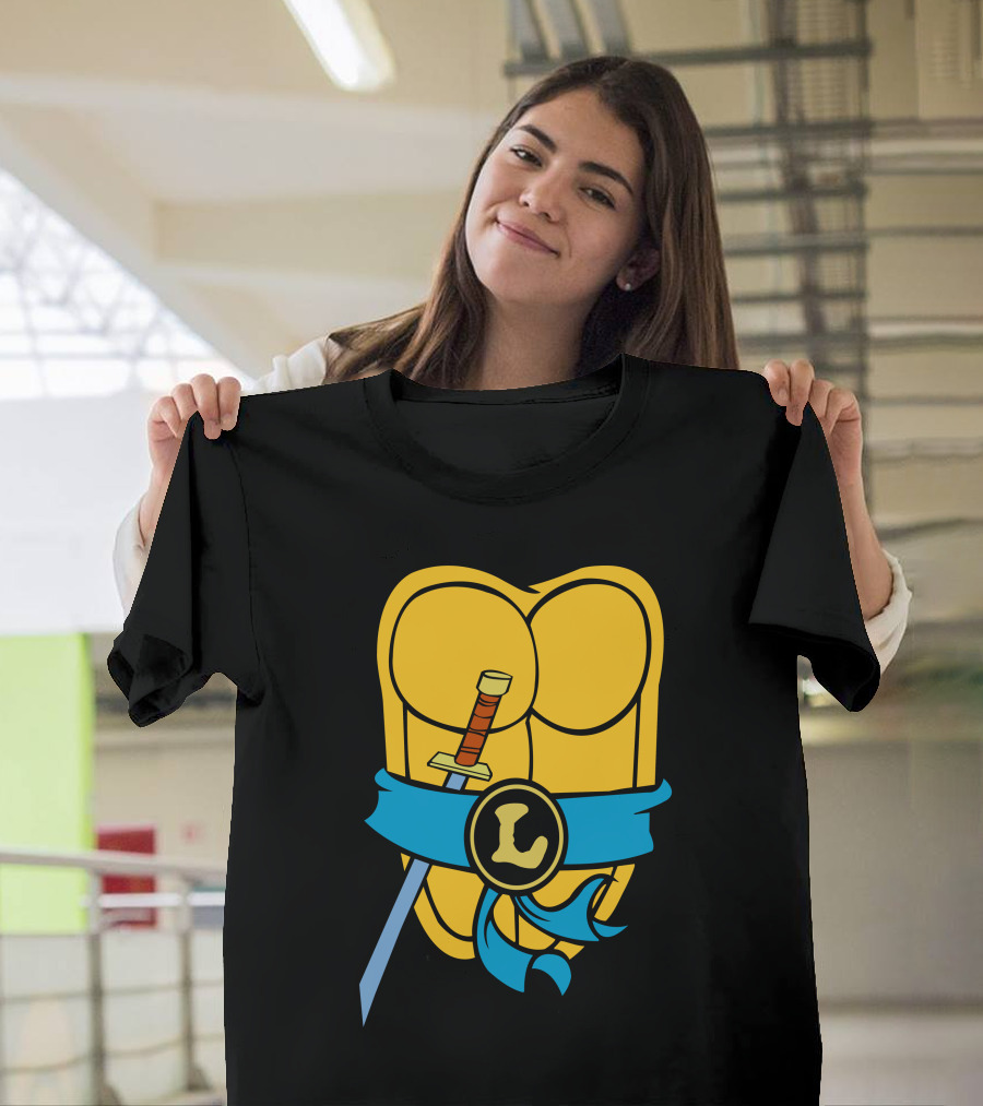 Turtles Leonardo L Belt Armor Sword T-Shirt
