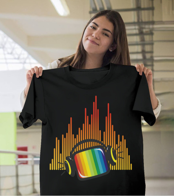 Colorful Rainbow TV Headphones Music Bars T-Shirt