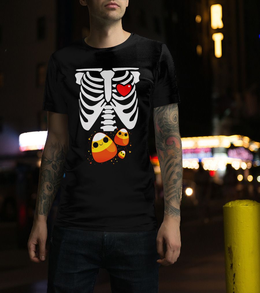 Skeleton Ribs Heart With Cute Candy Corn Halloween Food T-Shirt