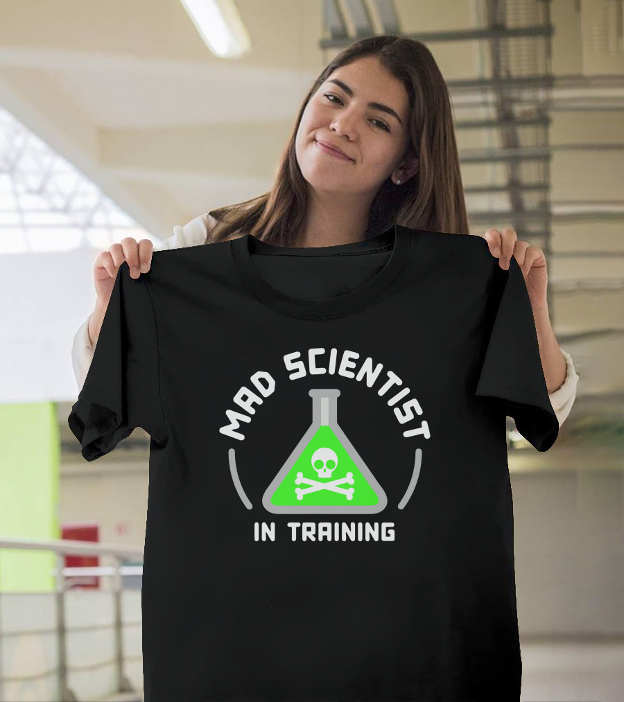 MAD SCIENTIST IN TRAINING Beaker Skull and Crossbones T-Shirt