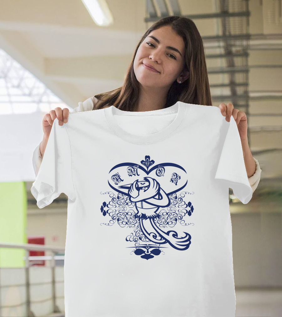 Amor Heart Flourish T-Shirt