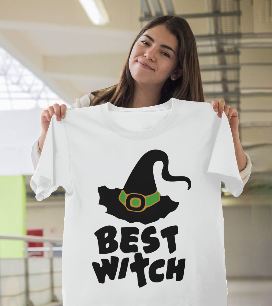 Best Witch Black Wizard Hat Green Buckle T-Shirt