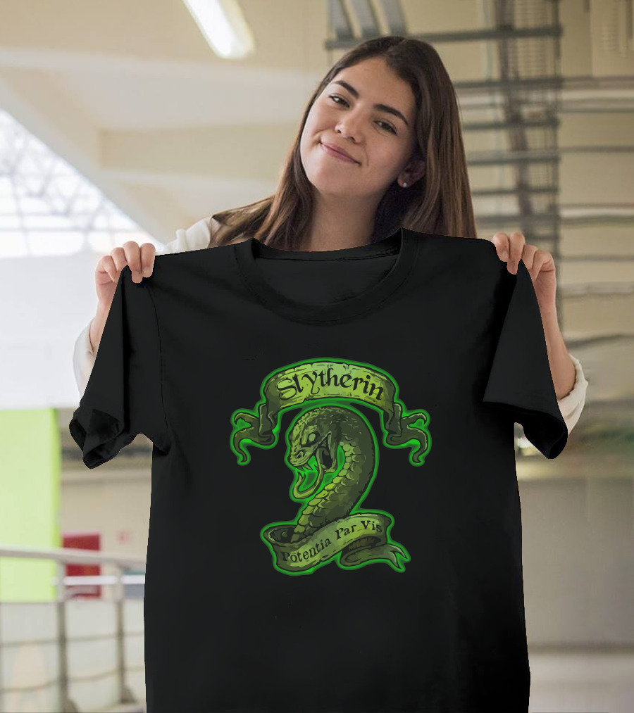 Slytherin Potentia Par Vis Dark Green Snake Emblem T-Shirt