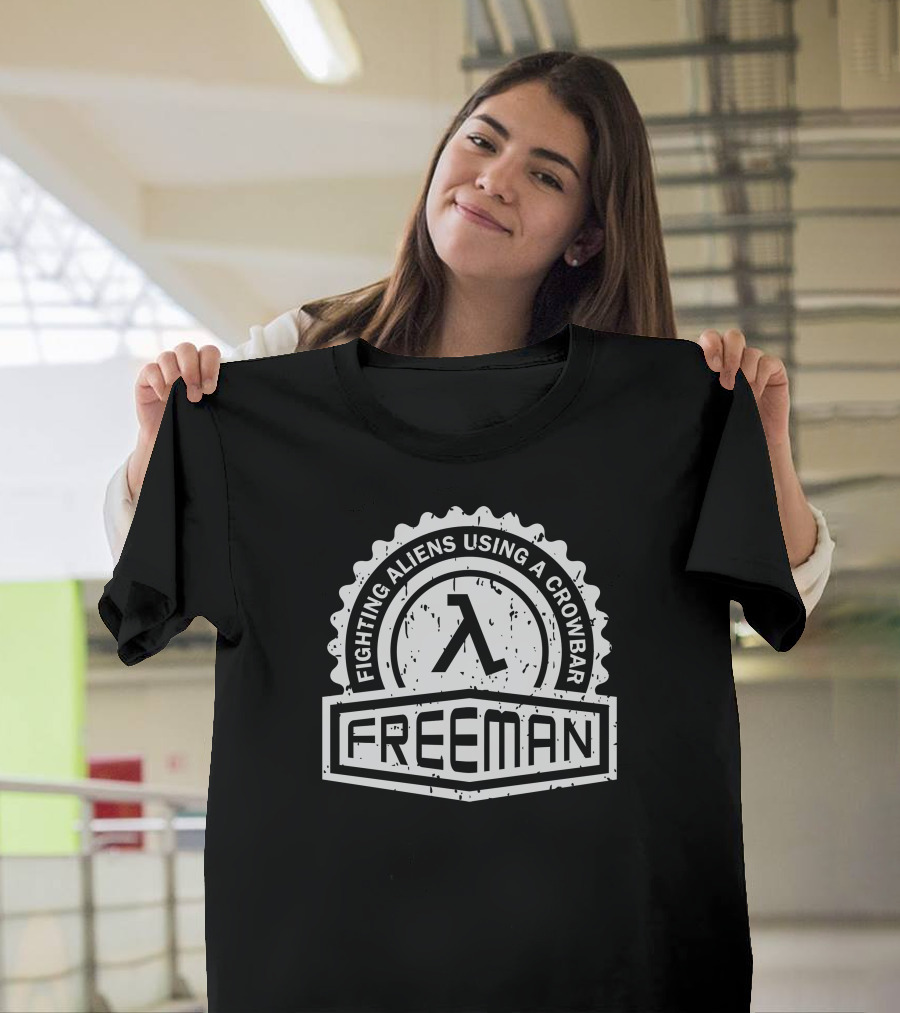 Fighting Aliens Using a Crowbar Freeman Lambda T-Shirt